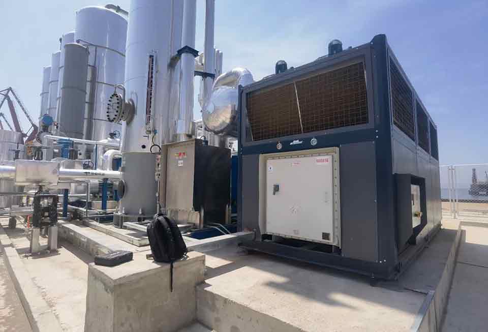 化工行業(yè)用風冷防爆螺桿式冷水機